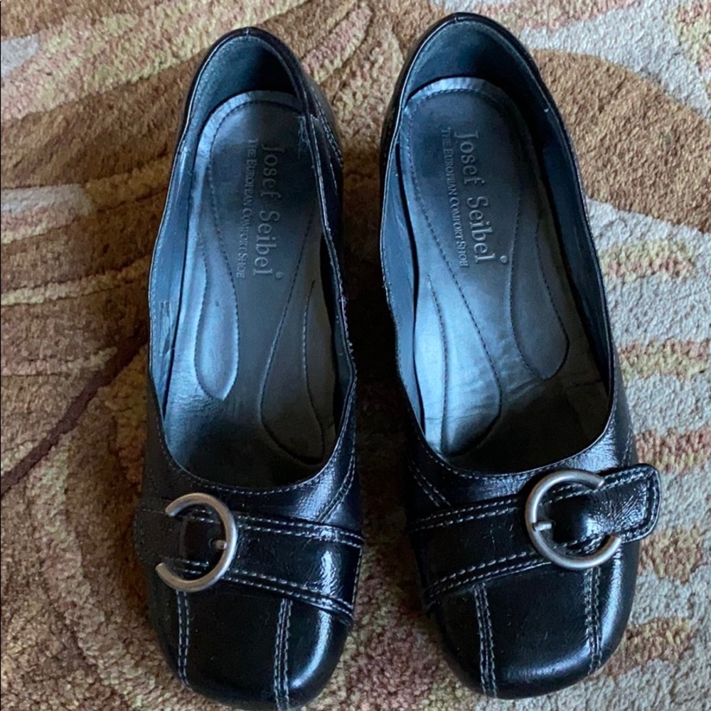 Josef Seibel women’s leather slip on wedge size 38